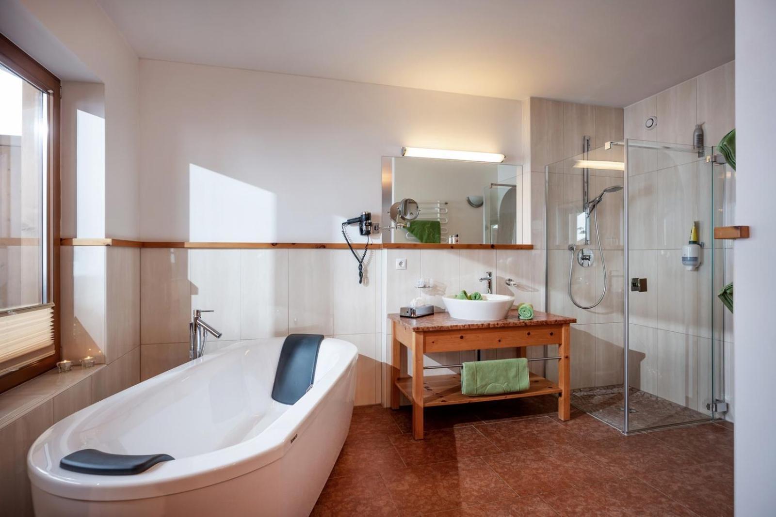 Natur- & Wanderhotel Tuxertal Tux
