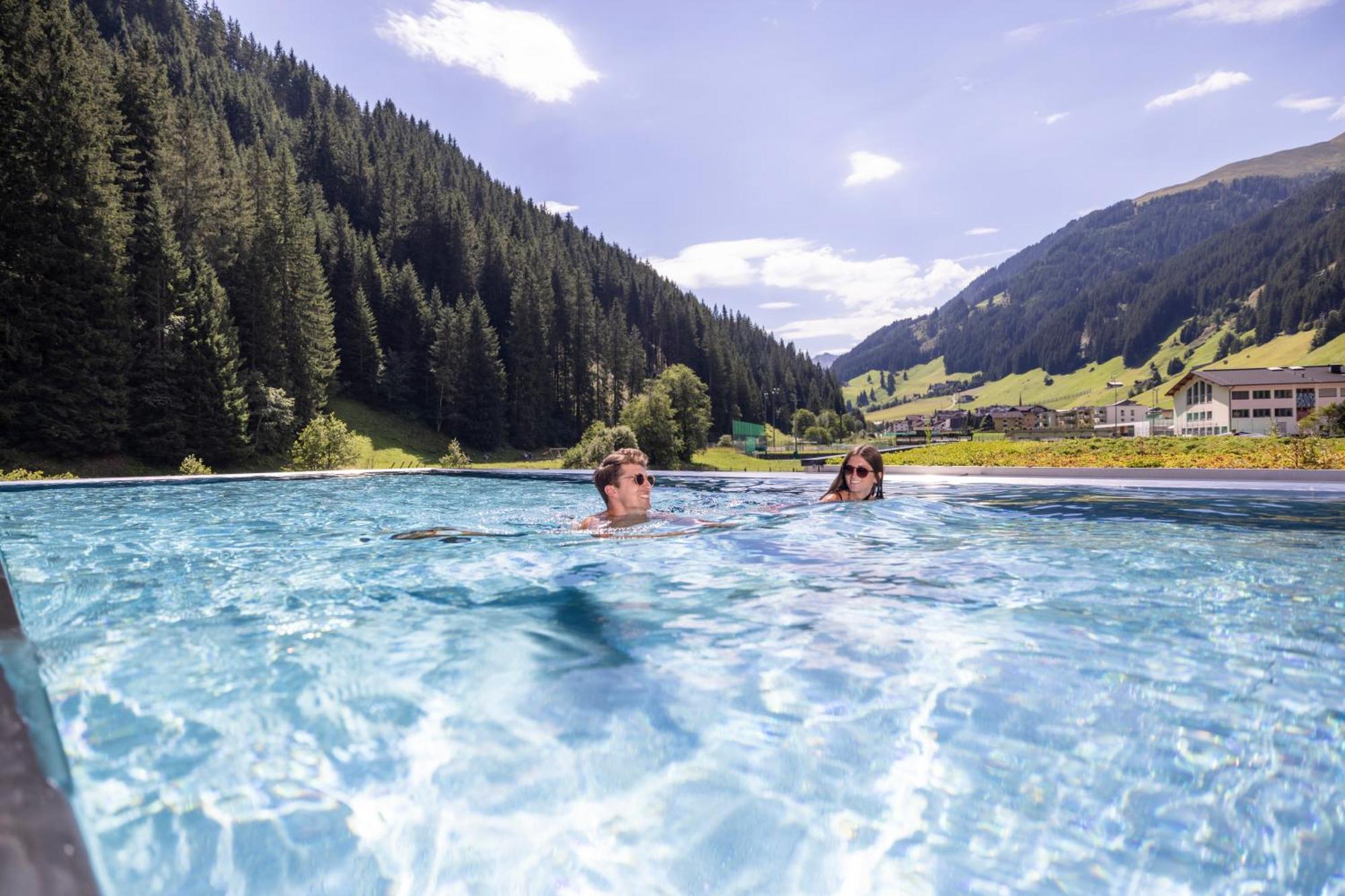 Natur- & Wanderhotel Tuxertal Hotel