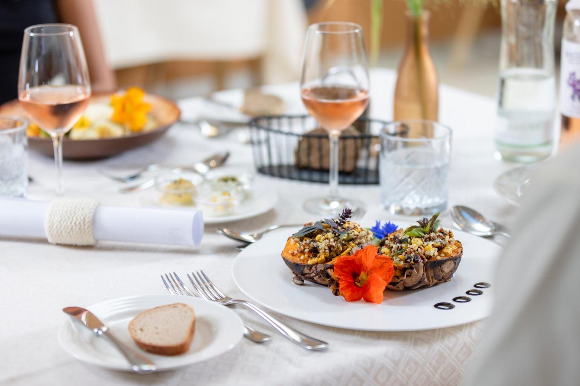 Natur- & Wanderhotel Tuxertal 4*